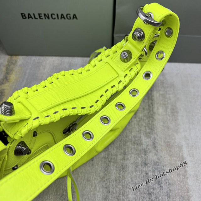 Balenciaga專櫃爆款Le Cagole半月牙腋下包餃子包 巴黎世家經典大號爆裂黑鱷金機車包 fyj1068